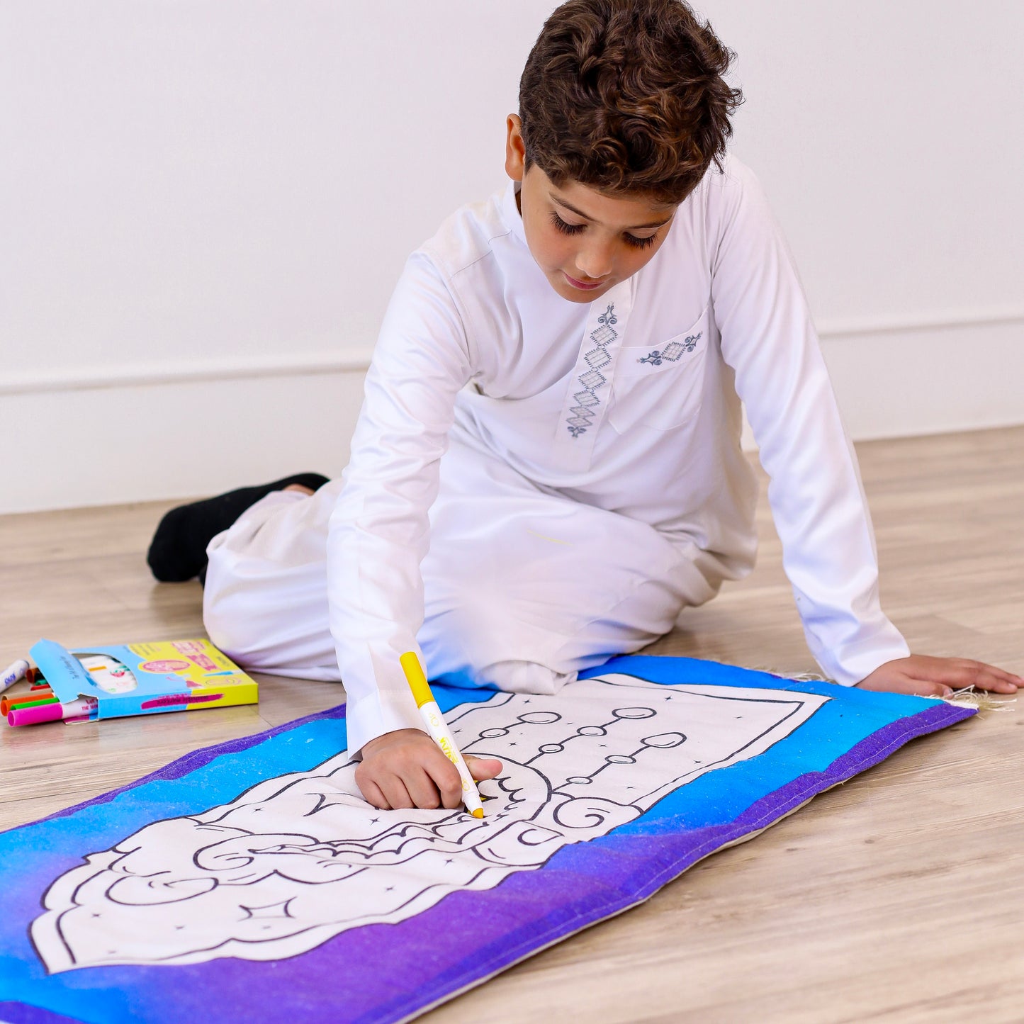 Crescent blue colouring prayer mat